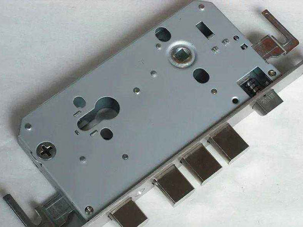 澄海24小时上门开锁公司