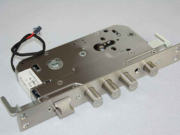 澄海24小时上门开锁公司